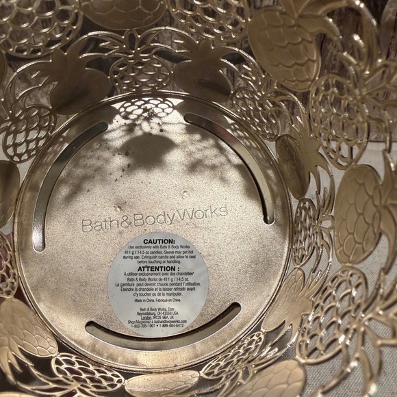 Bath & Body Works Silver & Yellow Pineapple Candle Holder - Picture 2 of 5